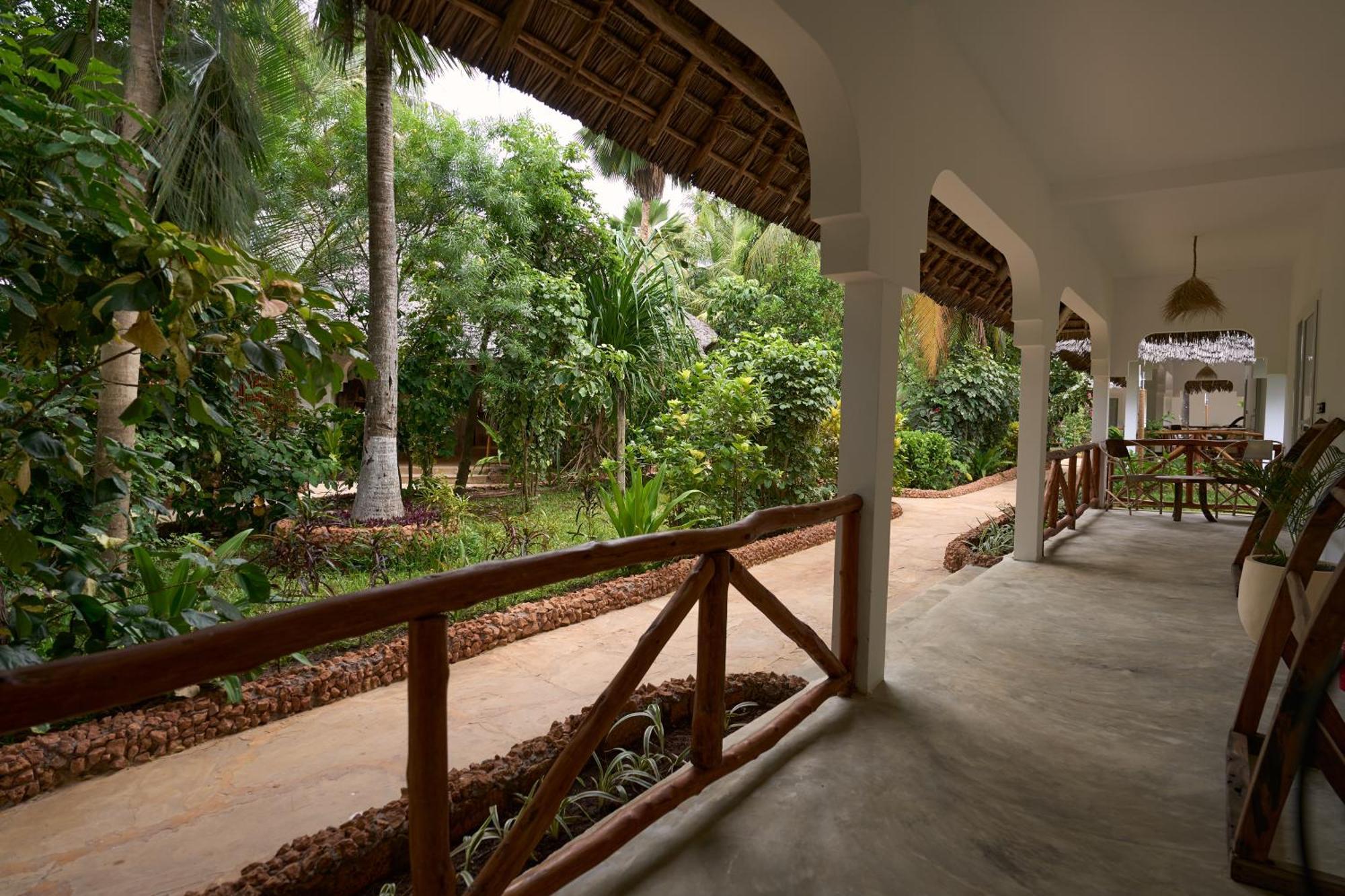 African Bungalows Нунгви Экстерьер фото