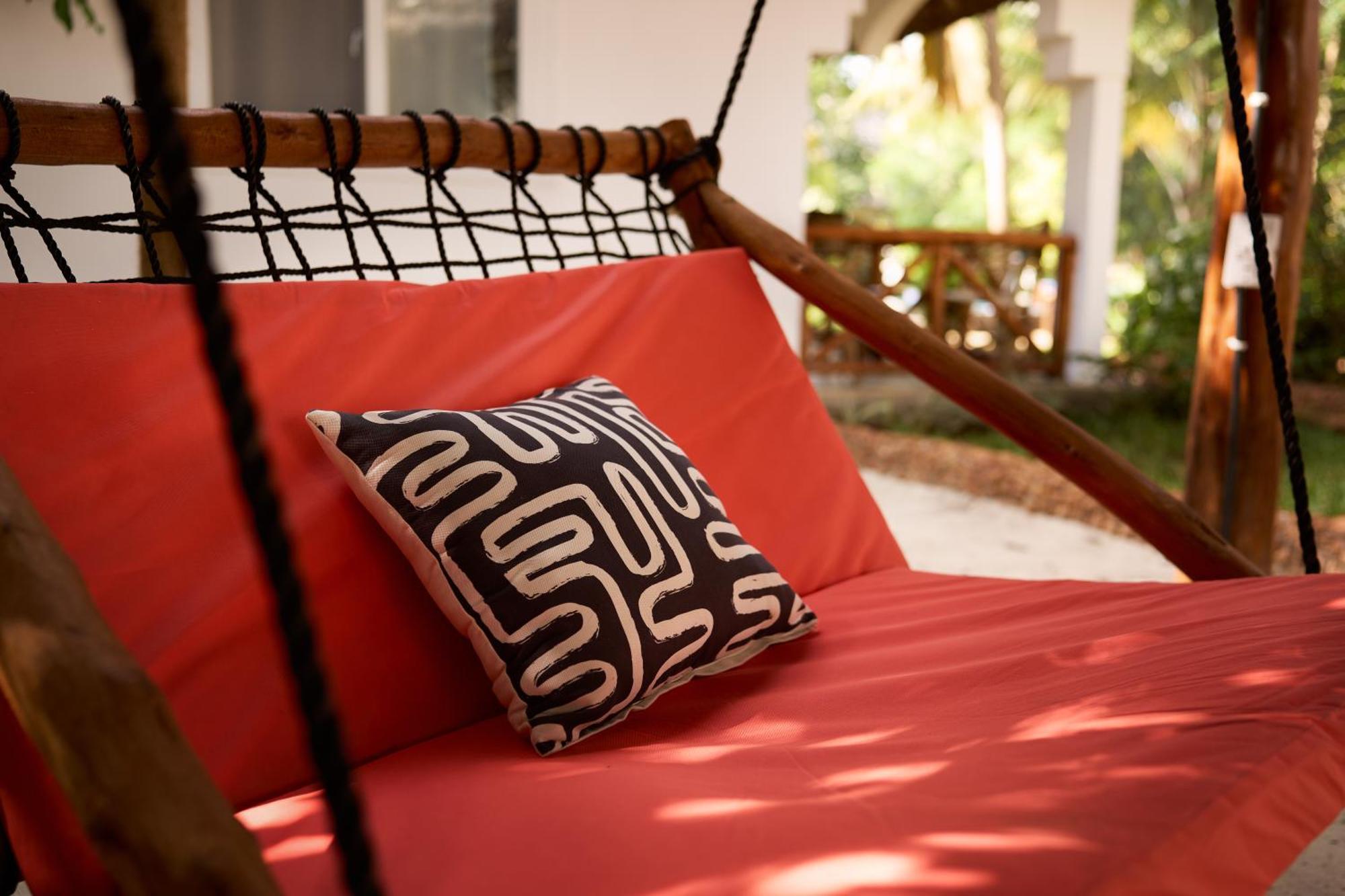 African Bungalows Нунгви Экстерьер фото